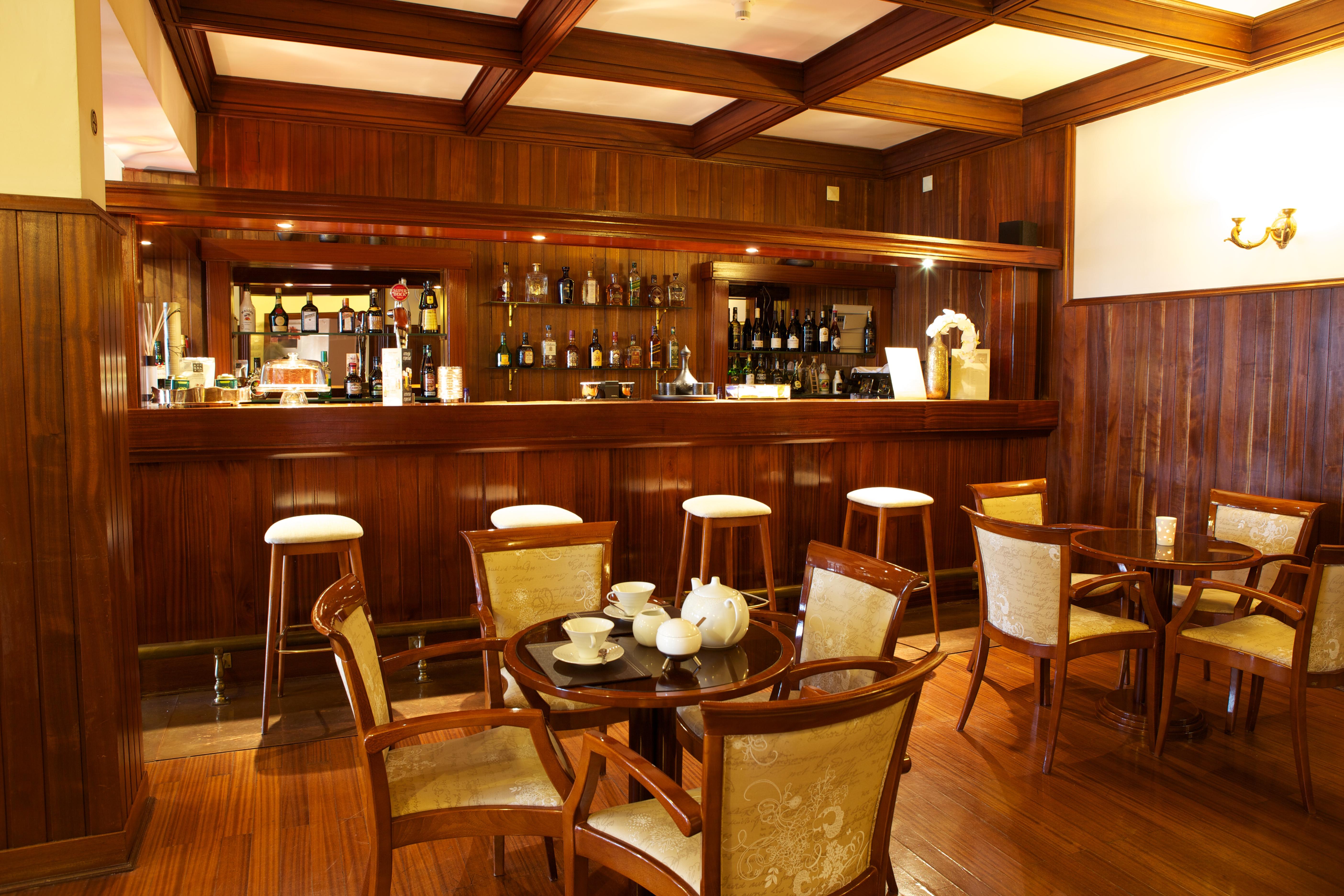 Hotel SJ Tondela Buitenkant foto