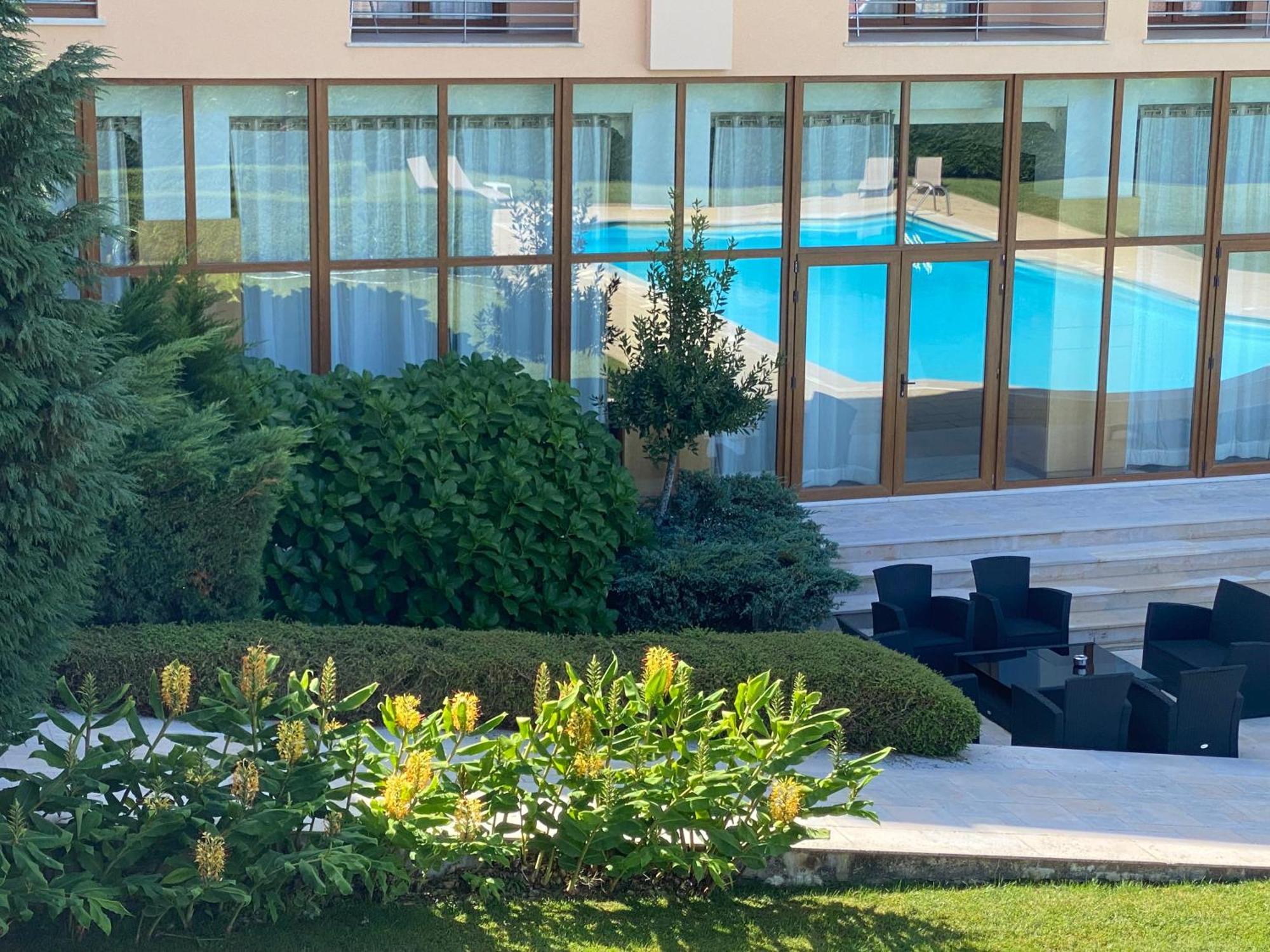 Hotel SJ Tondela Buitenkant foto